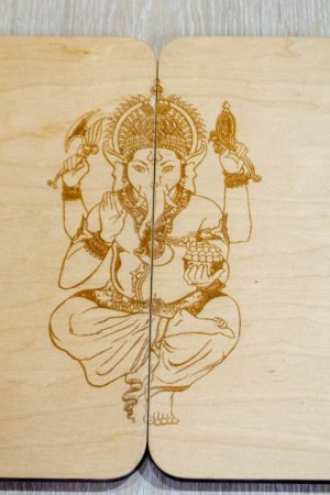 Работа Доска садху. Доска тренажер для стояния на гвоздях.