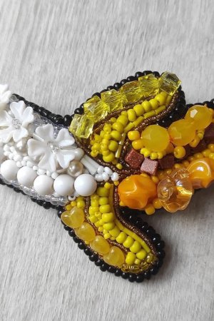 Работа Заколка-автомат Банан