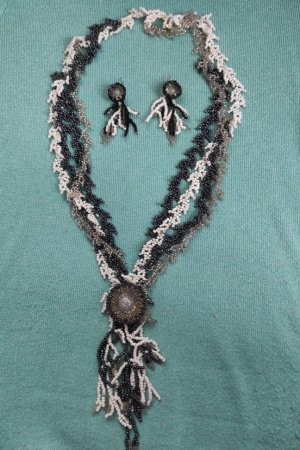 Робота Набір намисто і сережки